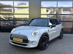 MINI Cooper - 1.5 Chili Automaat NL Auto White Silver