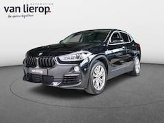 BMW X2 - SDrive18i LEDER | AUTOMAAT | SFEERVERLICHTING