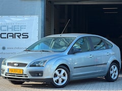 Ford Focus - 1.6|NAP|AIRCO|5DEURS|LM|DISTRIBUTIE VV|3EIGENAAR