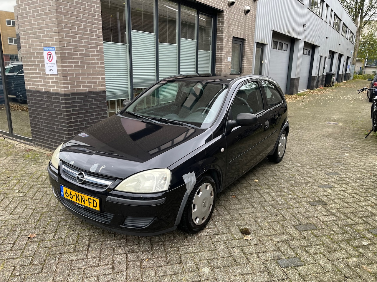 Opel Corsa - 1.0-12V Essentia! 216DKM NAP! Inruilkoopje! - AutoWereld.nl
