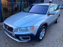 Volvo XC70 - 3.2 Summum Automaat 4WD Youngtimer