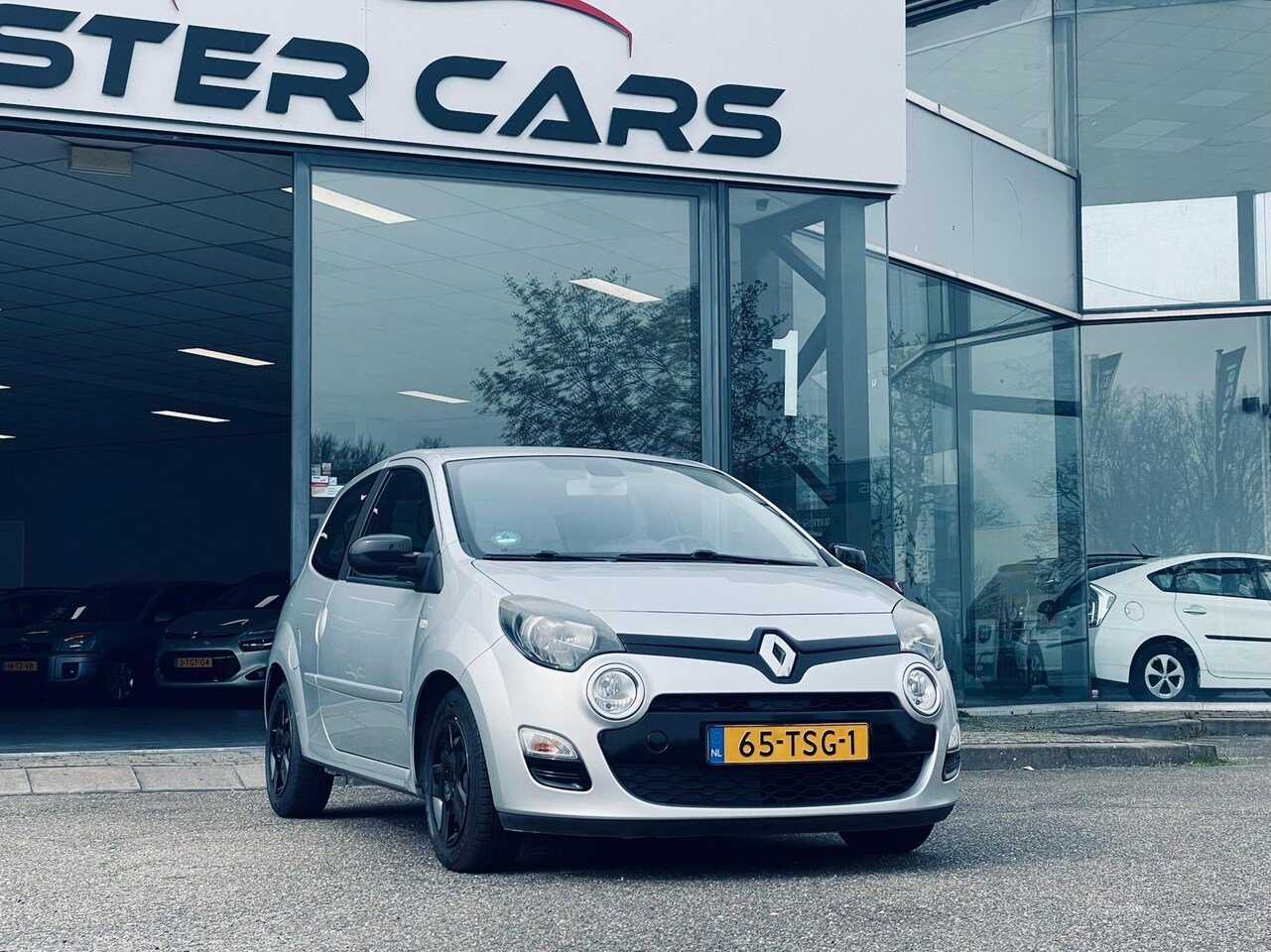 Renault Twingo - 1.2 16V Dynamique|Nieuw D-Riem|Airco|Cruise Control|NAP|APK | - AutoWereld.nl