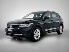Volkswagen Tiguan - 1.5 TSI Life Automaat | Adaptive Cruise | Stoel/stuurverwarming | CarPlay | Parkeersensore