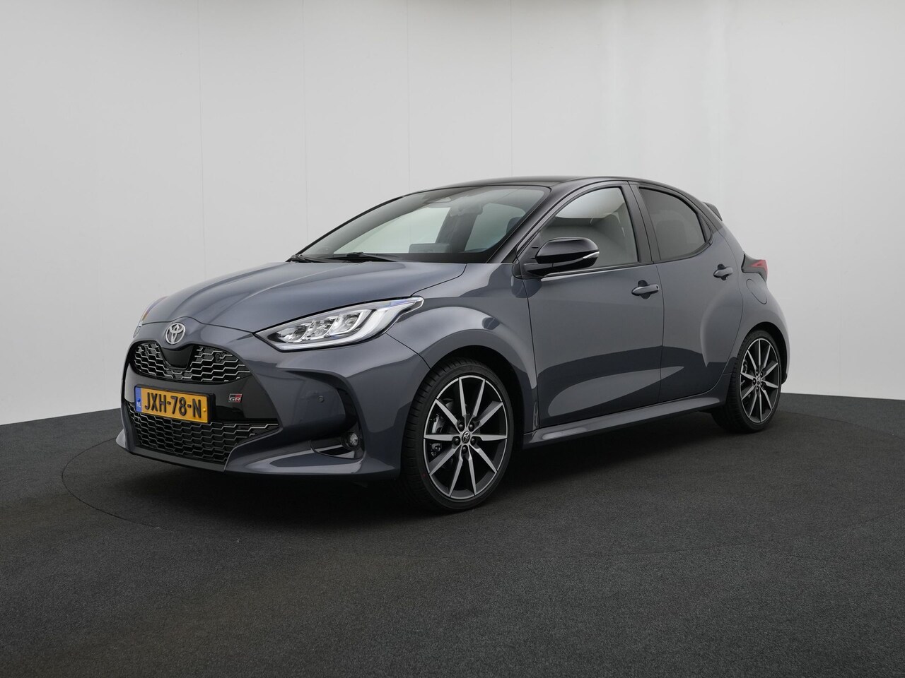 Toyota Yaris - 1.5 Hybrid 130 PK GR SPORT | GR-Sport Plus Pack | - AutoWereld.nl