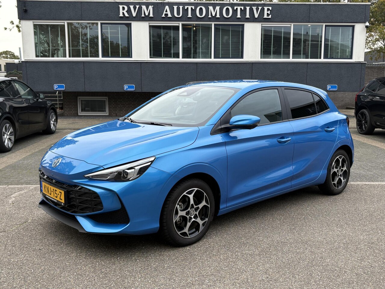 MG MG3 Hybrid+ - 1.5 Hybrid+ Luxury ONDERHOUD GEHAD BIJ DEALER, DIRECT LEVERBAAR | 7 JAAR MG FABRIEKS GARAN - AutoWereld.nl