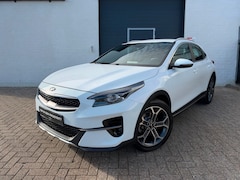 Kia XCeed - 1.4 T-GDi DynamicLine 140PK|Allseason|Trekhaak|Camera|Carplay