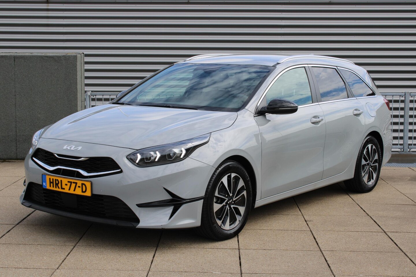 Kia Cee'd Sportswagon - Ceed 1.0 T-GDi MHEV Design Edition AUTOMAAT TREKHAAK, STOEL- STUURVERWARMING, NAVIGATIE - AutoWereld.nl