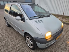 Renault Twingo - APK 15-4-27 Sunroof *950,