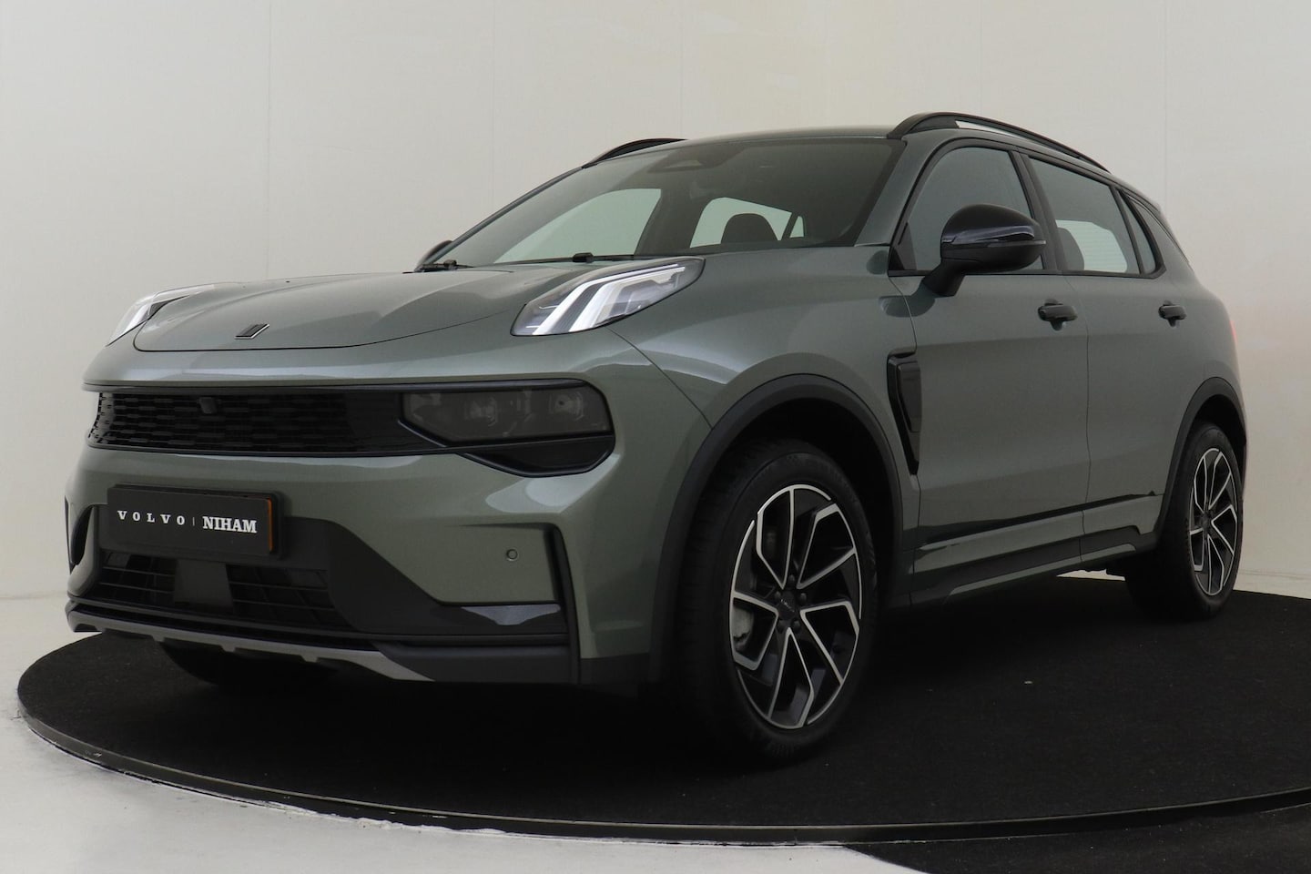 Lynk & Co 01 - 1.5 PHEV CORE -CARPLAY|ADAP.CRUISE|CAMERA|LED|STOEL/STUURVERW.|19"|SoH:100% - AutoWereld.nl