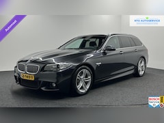BMW 5-serie Touring - 520i Executive M Sport CRUISE LM TREKHAAK NAVI ECC