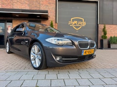 BMW 5-serie Touring - 535i High Executive Panorama Dak head up display Softclose keyless entry Navi zeer nette