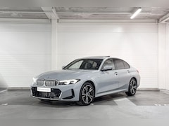 BMW 3-serie - Sedan 330e M Sport | Schuifdak | Trekhaak