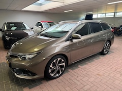 Toyota Auris Touring Sports - 1.8 Hybrid Business Plus