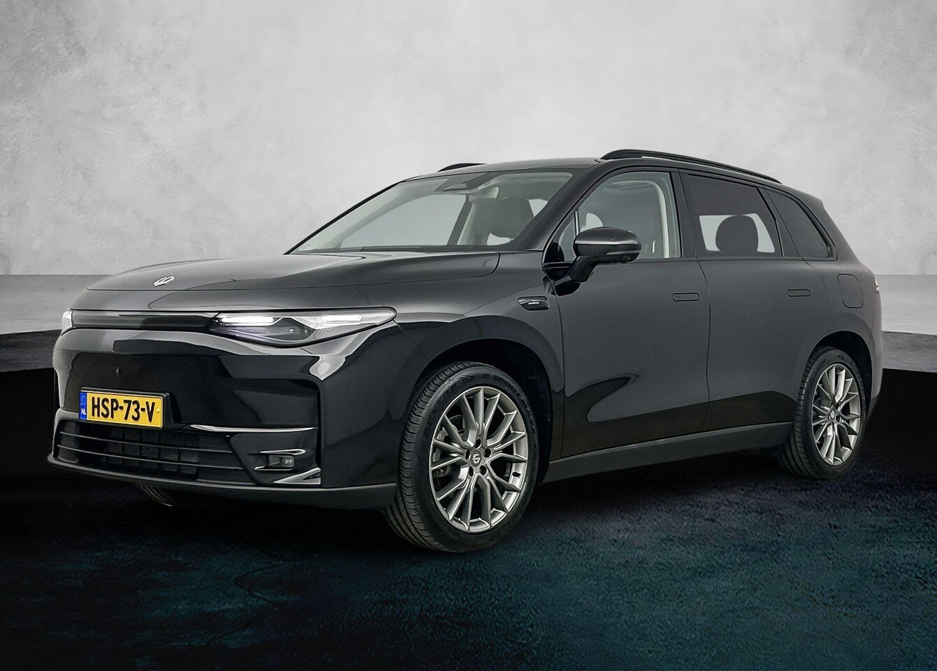 Leapmotor C10 - Design REEV 218pk 28.4 kWh | 1500 KG TREKGEWICHT |  Trekhaak | Navigatie | 360 Camera | Le - AutoWereld.nl
