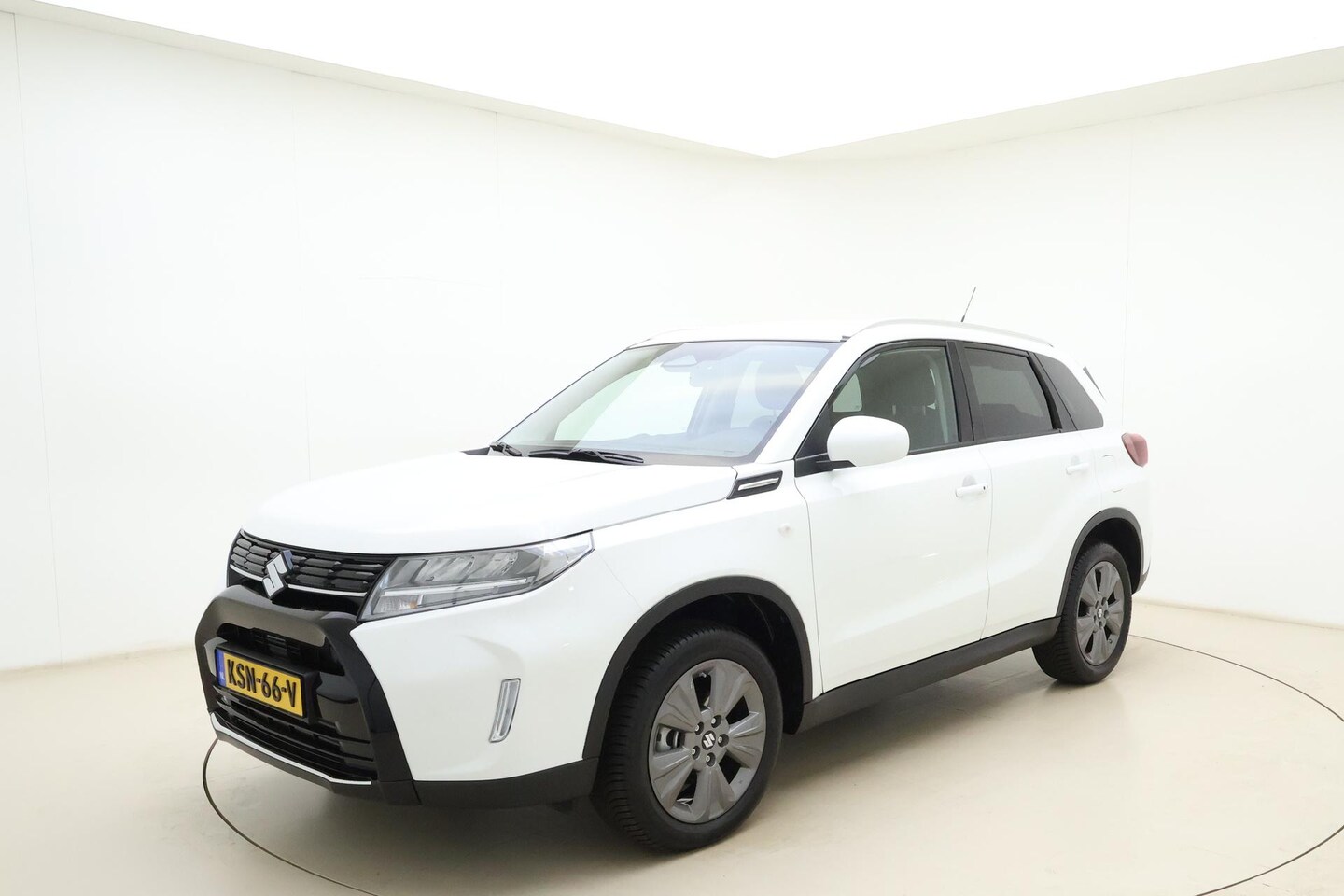 Suzuki Vitara - 1.4 Boosterjet Smart Hybrid AllGrip Select 110pk | Automaat | Navigatie | Climate Control - AutoWereld.nl