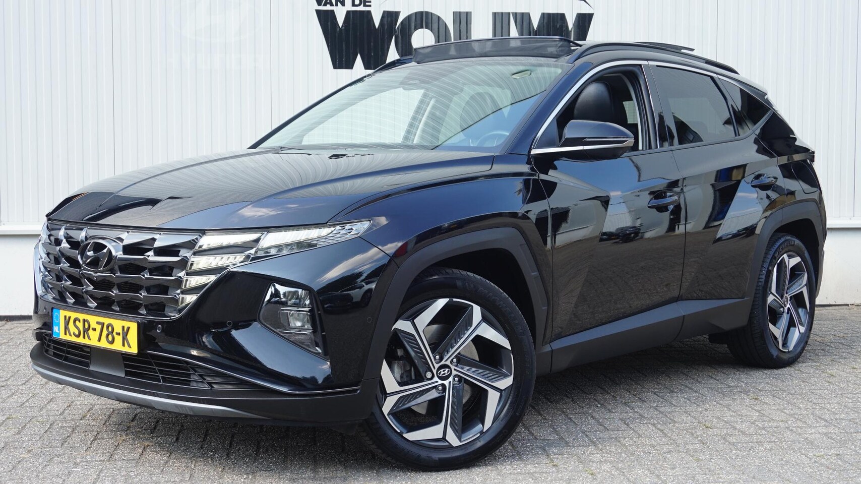 Hyundai Tucson - 1.6 T-GDI PHEV Premium Sky 4WD SOH 100% Panoramadak | Elektr Achterklep | Stoelventilatie - AutoWereld.nl