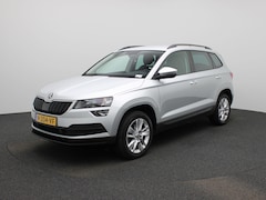 Skoda Karoq - 1.5 TSI ACT Business Edition | NAVIGATIE | KEYLESS | PARKEERSENSOREN | NAVIGATIE | BLUETOO