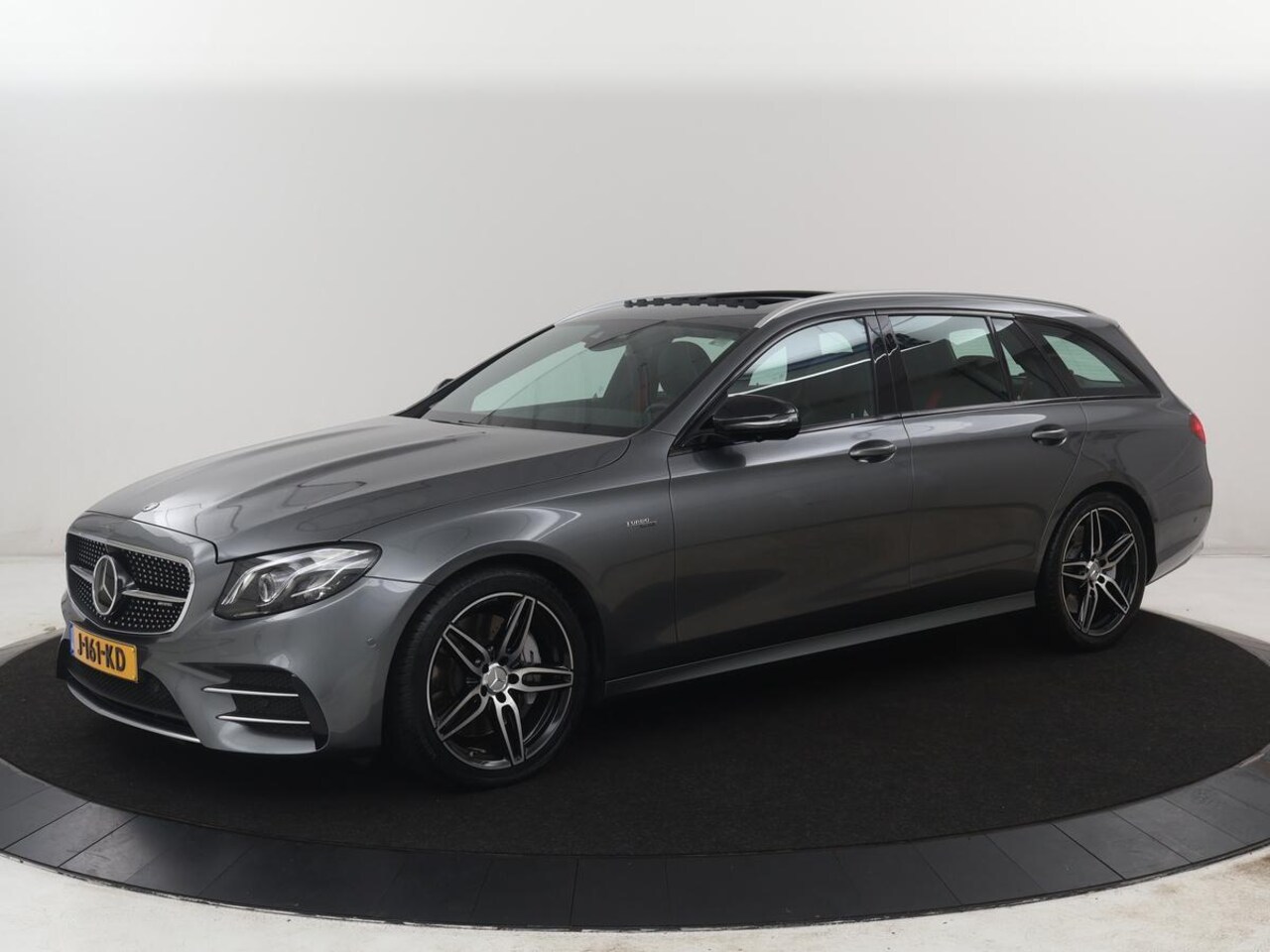 Mercedes-Benz E-klasse Estate - AMG 53 4MATIC Premium Plus | Panoramadak | Leder/alcantara | Adaptive cruise | 360 camera - AutoWereld.nl