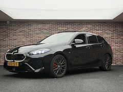 BMW 1-serie - M135 xDrive M Sport| Pano| head up|