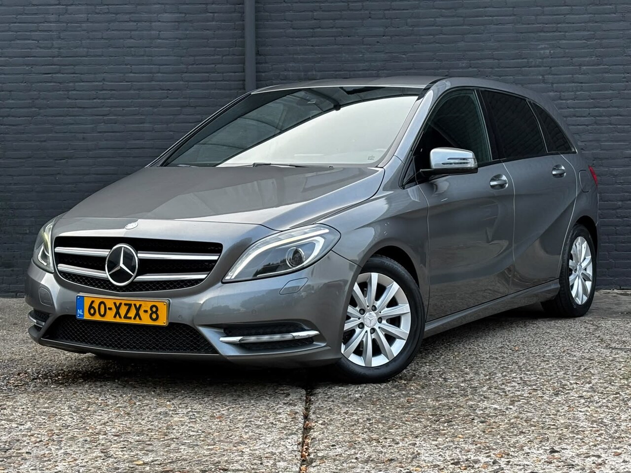 Mercedes-Benz B-klasse - 180 Ambition STOELVER|NAVI|LEDER|ELEK RAMEN|NWE APK - AutoWereld.nl