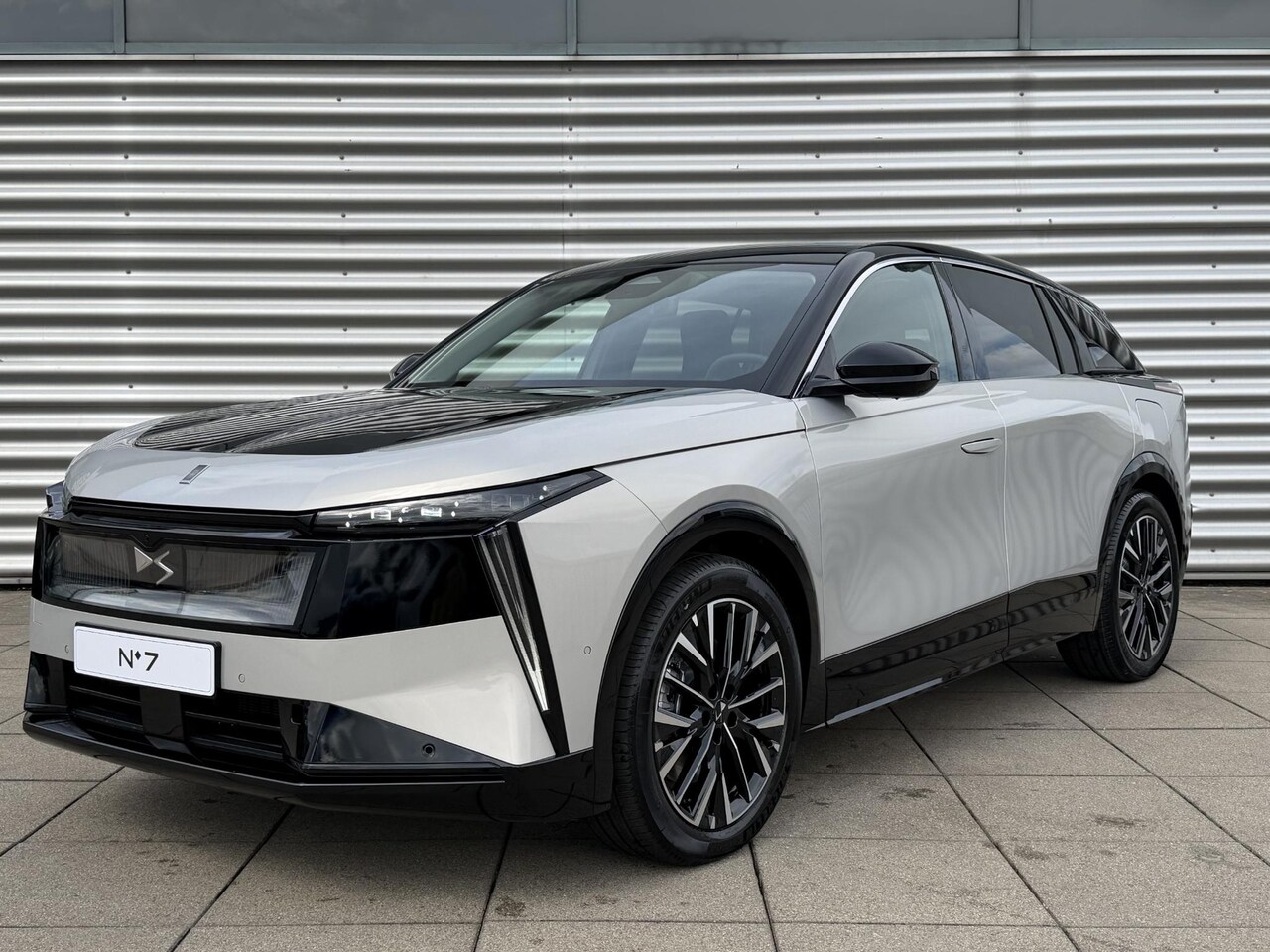 DS No 7 - E-Tense Etoile 74 kWh | Pack Absolut Comfort | Pack Absolut Tech | 22KW Boordlader - AutoWereld.nl