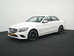 Mercedes-Benz C-klasse - 180 Premium Plus Pack AUTOMAAT | HALF-LEDER | NAVIGATIE | CAMERA | LMV | STOELVERWARMING |
