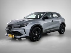 Alfa Romeo Junior - 1.2 Turbo Hybrid Ibrida | Cruise Control | Apple Carplay & Android Auto | Parkeersensoren