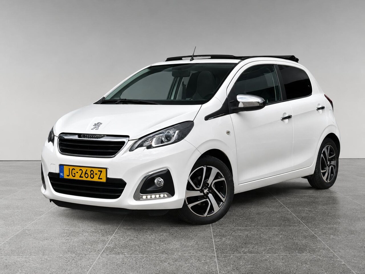Peugeot 108 - 5-deurs TOP! Collection Allure 1.0 e-VTi 68pk | CABRIO | AIRCO | LM-VELGEN | NAVI | VOUWDA - AutoWereld.nl