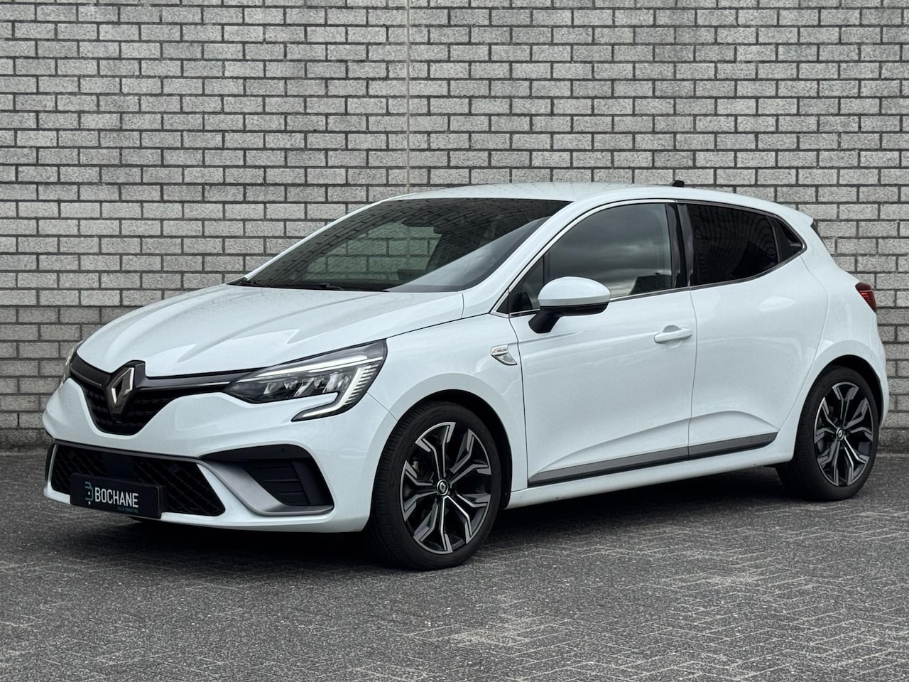 Renault Clio - 1.6 E-Tech Hybrid 140 R.S. Line | Navigatie | Climate Control | Apple CarPlay / Android Au - AutoWereld.nl