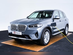 BMW X3 - xDrive30e Sportstoelen - Parking Assistant - Active Guard - Live Cockpit Plus - zwart hoog