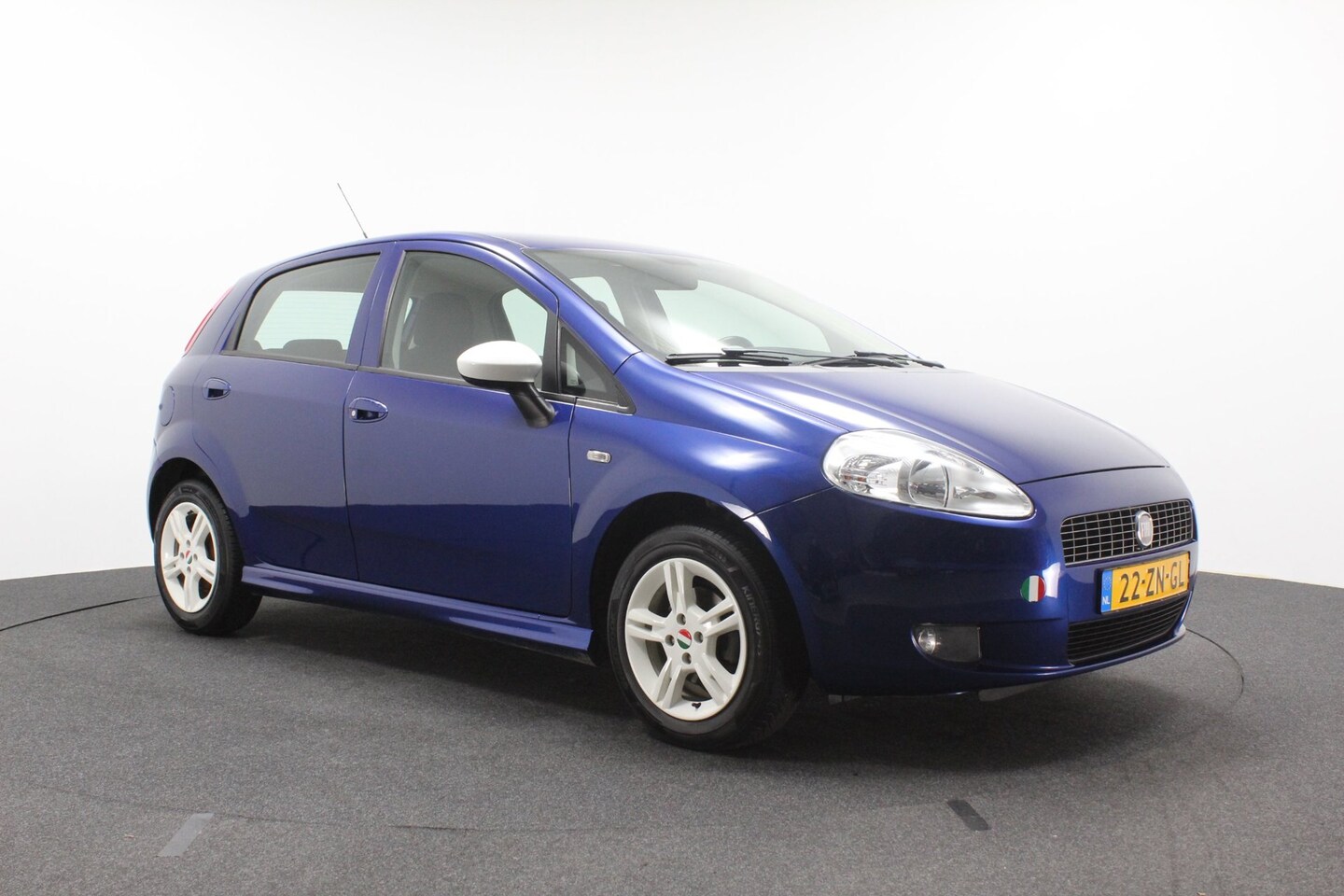 Fiat Grande Punto - 1.4 GP | Airco | Sportieve auto | Trekhaak | APK 11-2027 - AutoWereld.nl