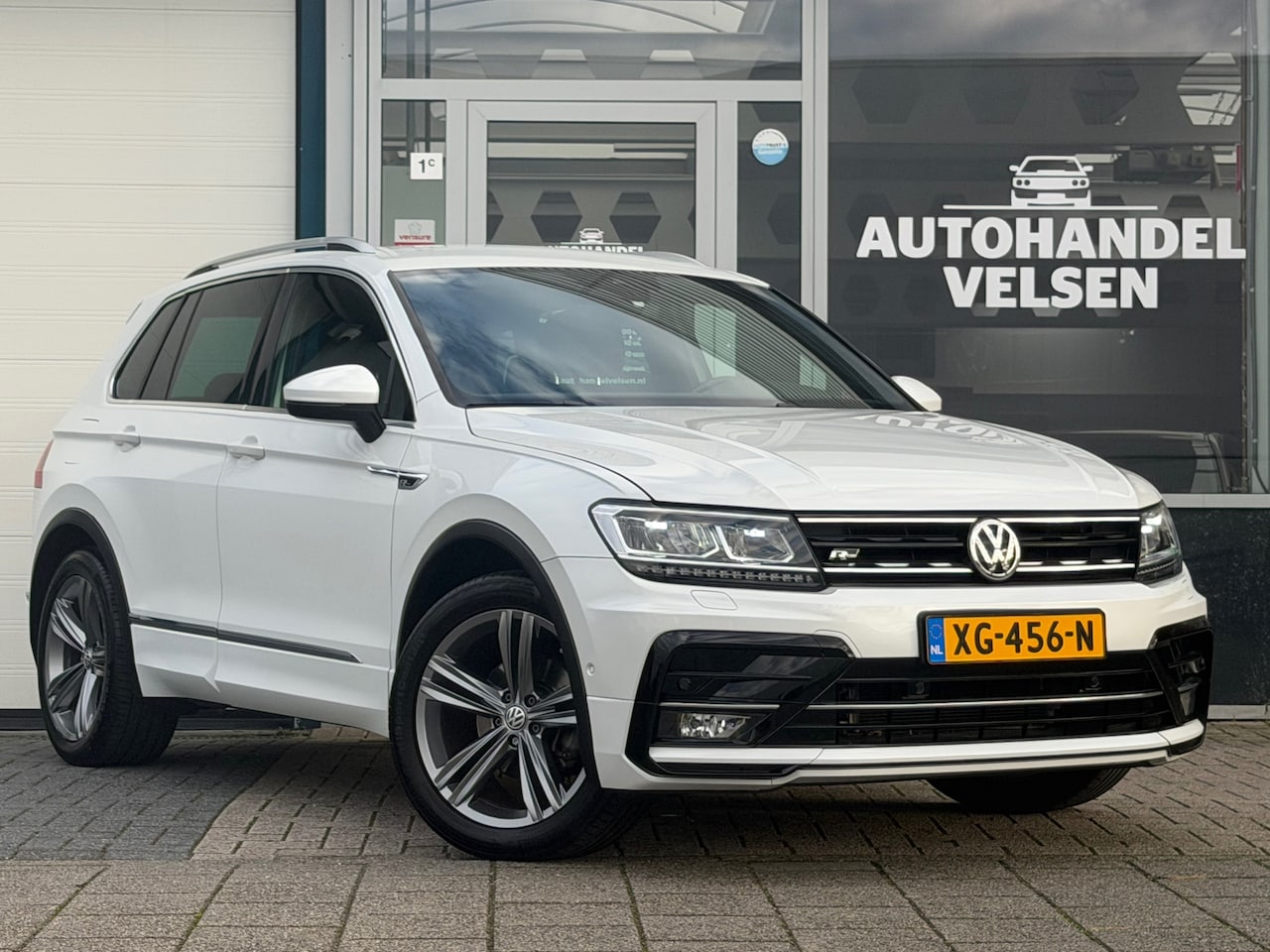 Volkswagen Tiguan - 1.5 TSI ACT R-Line Navi - AutoWereld.nl