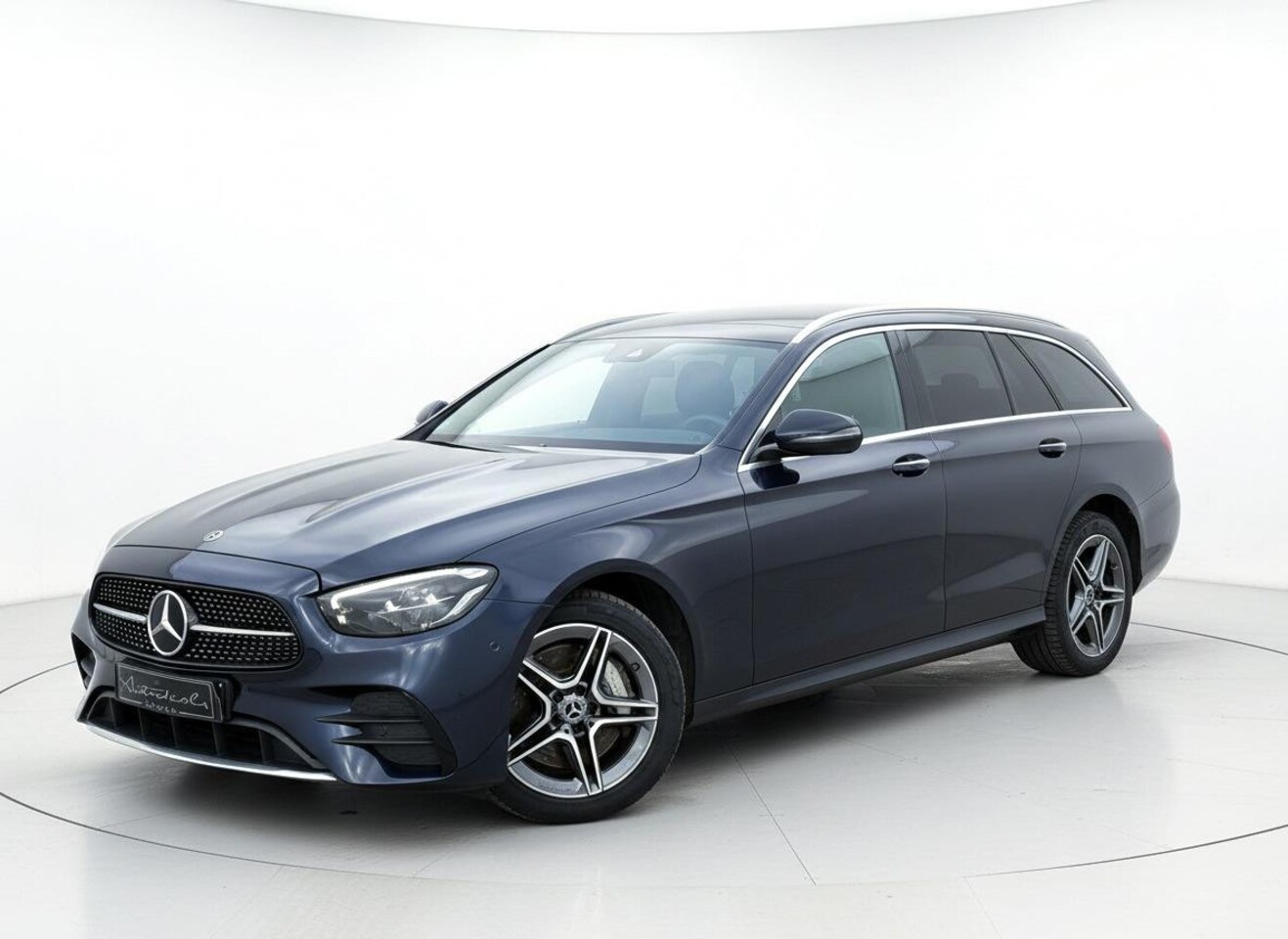 Mercedes-Benz E-klasse Estate - 300 e AMG Line Trekhaak PANO - AutoWereld.nl