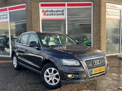 Audi Q5 - 2.0 TFSI quattro - LEES ADVERTENTIE