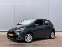 Toyota Aygo - 1.0 VVT-i x-play / Bluetooth / Camera / DAB /