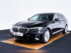 BMW 5-serie Touring - 520d xDrive High Executive Luxury Line - Trekhaak - Panoramadak - zonneschermen - Getinte