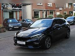 BMW 1-serie - 118i Executive Edition Pano, Aut, Blackline, Applecarplay, Garantie