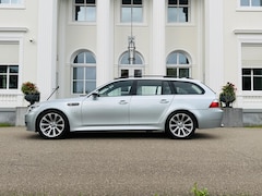 BMW 5-serie Touring - M5 Volleder l Softclose l Origineel l l Silverstone II int + ext