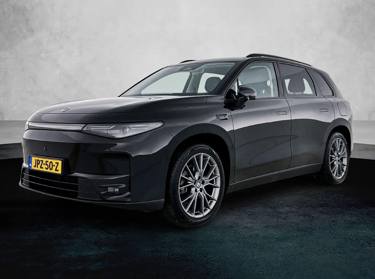 Leapmotor C10 - 218pk Design 69.9 kWh Automaat | Navigatie | Elektrische Lederen Stoelen | Stoelverwarming - AutoWereld.nl