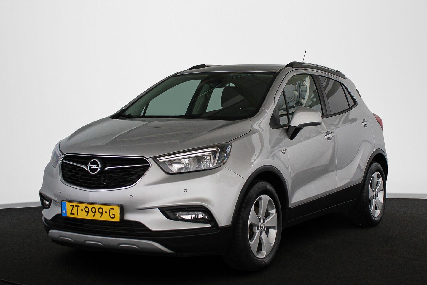 Opel Mokka X - 1.4 Turbo Online Edition Trekhaak Navi Camera Apple CarPlay - AutoWereld.nl