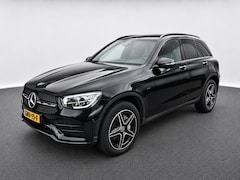 Mercedes-Benz GLC-klasse - 300e 4MATIC Business Solution AMG Navigatie Apple CarPlay Android Auto 360° camera Parkeer
