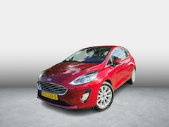 Ford Fiesta - 1.0 EB 100PK Titanium | DEALER OND | ADAP. CRUISE | TREKHAAK | CAMERA | CLIMA | VOORRUIT V