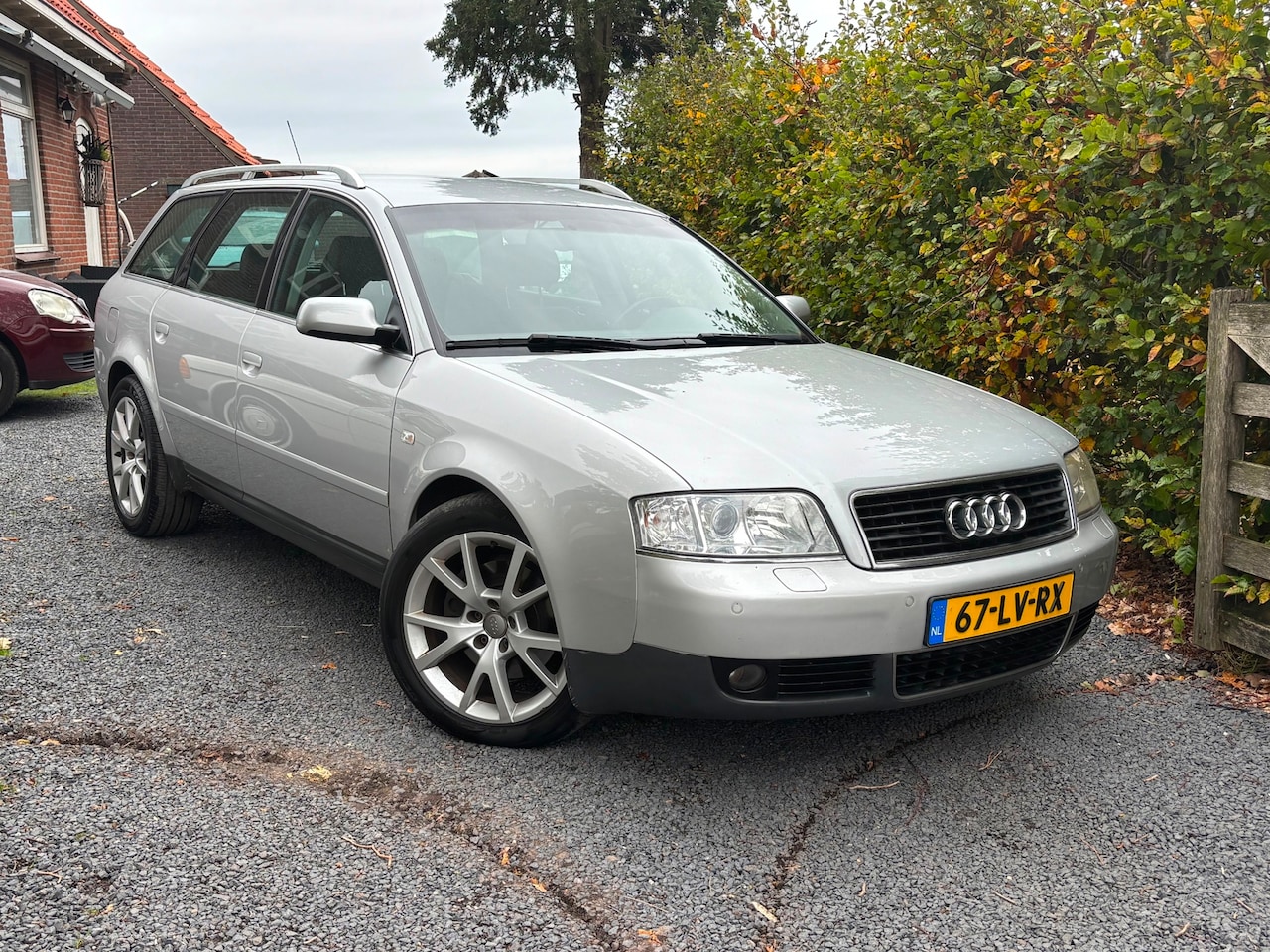 Audi A6 Avant - 2.4 MT C5 AUT. *CLIMA*XENON - AutoWereld.nl
