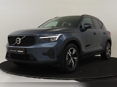 Volvo XC40 - B4 (M-HYBRID) PLUS DARK -PANO.DAK|HARMAN/KARDON|CAMERA|POWER-SEATS|VERW.VOORRUIT|PRIVACY.G