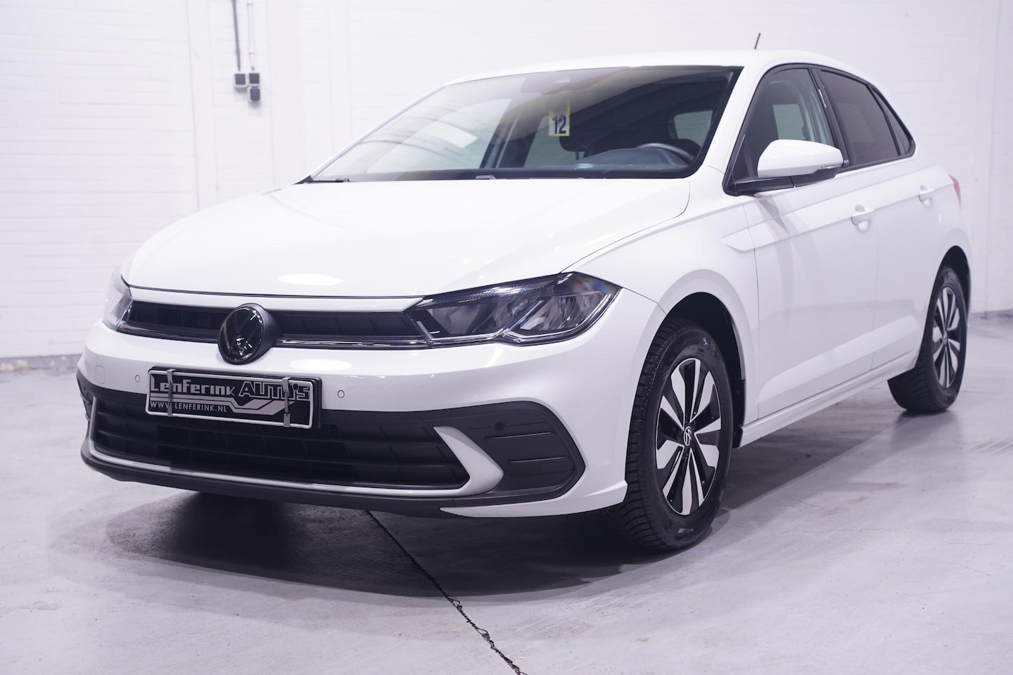 Volkswagen Polo - 1.0 TSI Life Edition Navi Stoelverwarming Apple Carplay PDC v+a private-glas digi-cockpit - AutoWereld.nl