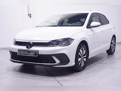 Volkswagen Polo - 1.0 TSI Life Edition Navi Stoelverwarming Apple Carplay PDC v+a private-glas digi-cockpit
