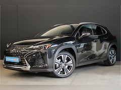 Lexus UX - 250h Preference Line |facelift|stoelverwarming|dodehoek|parkeersensoren|dealer onderhouden