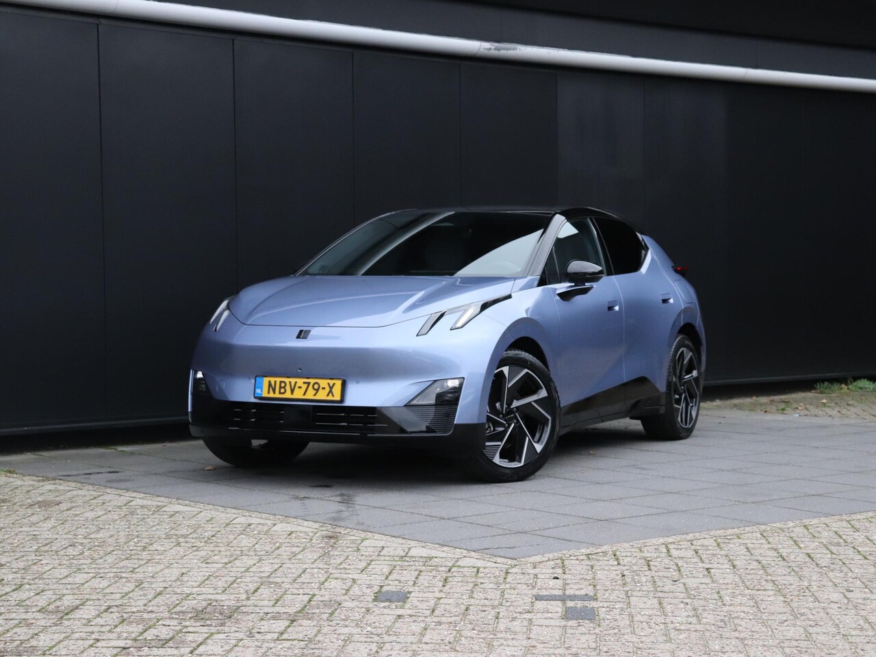 Lynk & Co 02 - More 66 kWh | LEDER | PANO | H&K | 360° CAMERA | ADAPT. CRUISE | NAVI | STOEL/STUURVERW. | - AutoWereld.nl