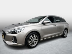Hyundai i30 Wagon - 1.4 T-GDI Premium | Apple Carplay & Android Auto | Climate Control | Lichtmetalen Velgen |