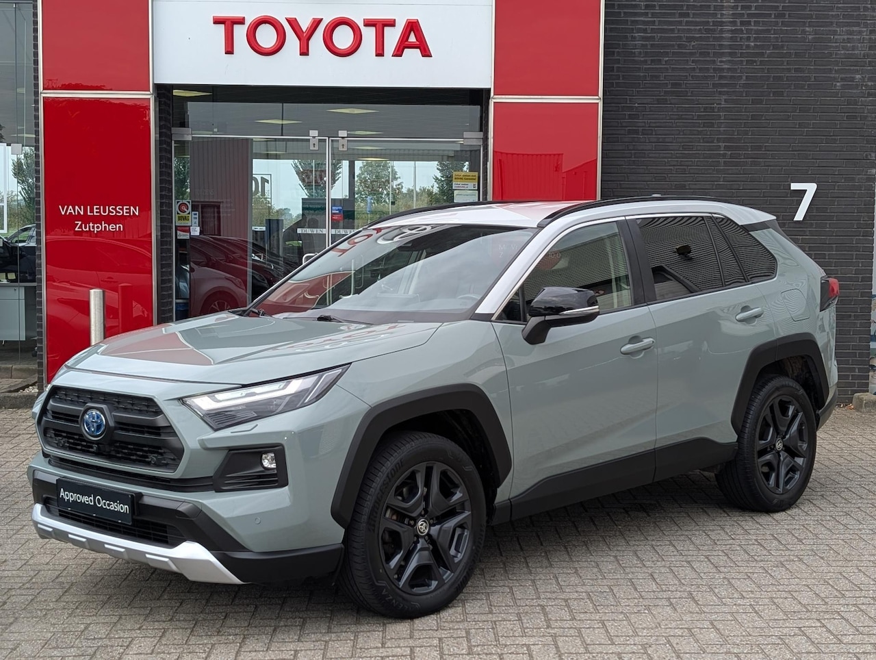 Toyota RAV4 - 2.5 HYBRID AWD ADVENTURE 360GR-CAM JBL-AUDIO STOEL/STUURVERWARMING P-SENSOREN BLISS - AutoWereld.nl